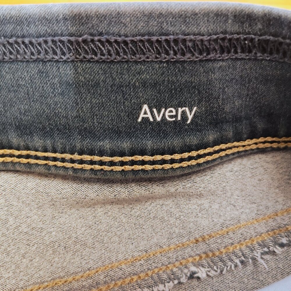 Gloria Vanderbilt All Around Slimming Effect Avery Jeans, Size 8, Used - Picture 7 of 8